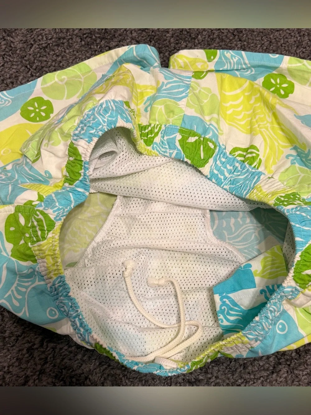 LILLY PULITZER Vintage White Cool Water Fish & Seashell Print Swimming Trunk L